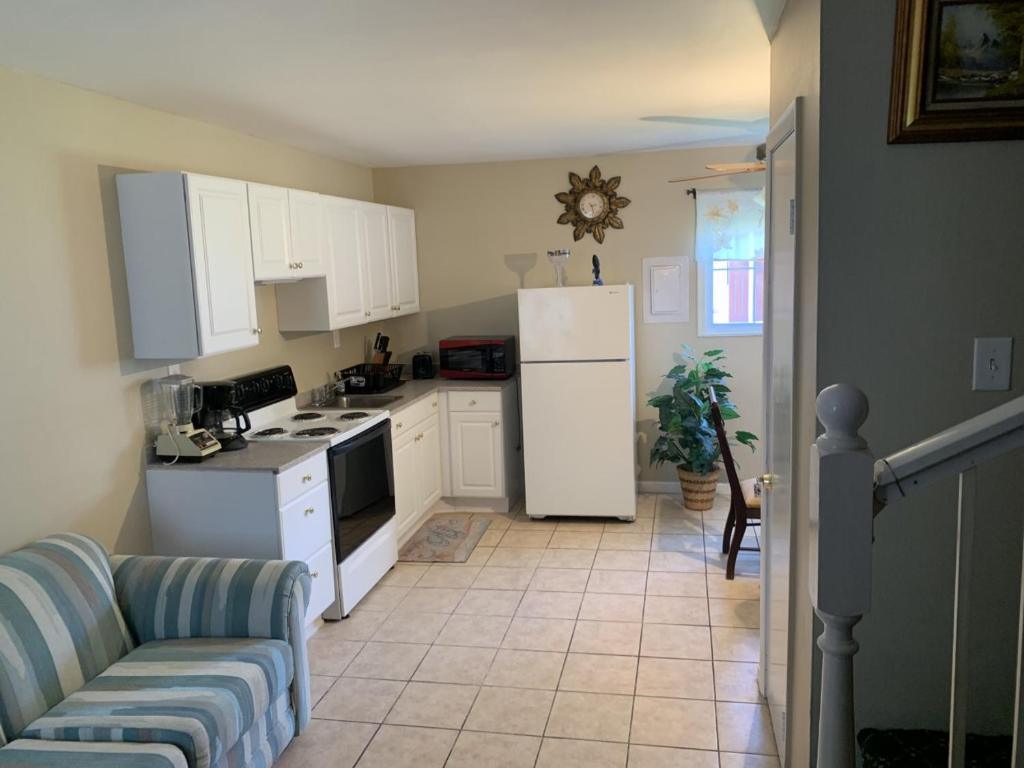 ELIS APARTMENT - Image 5