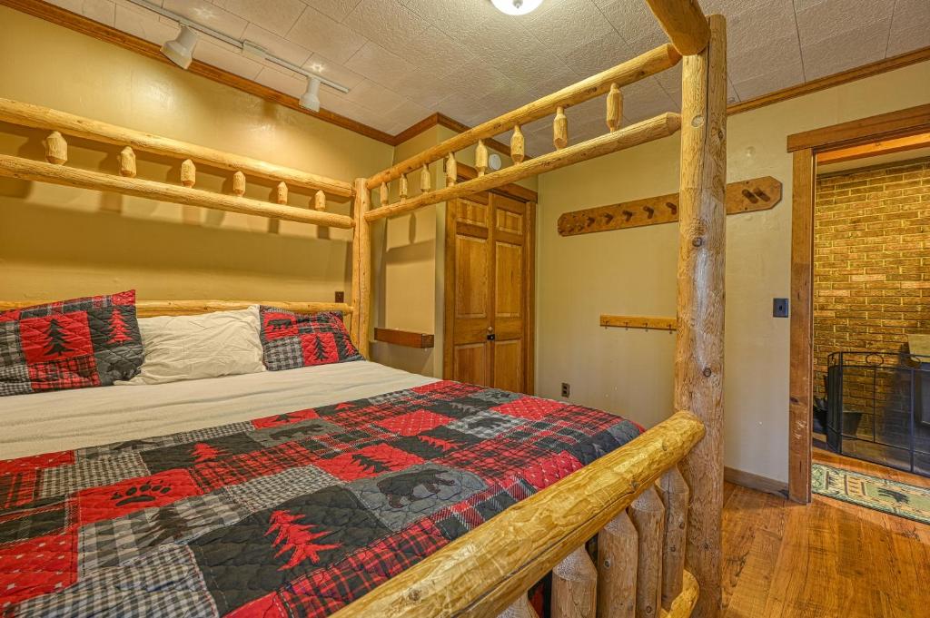 Foxtown Favorite - Image 7