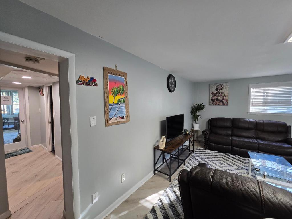 3 bedroom w indoor pool hotub - Image 6