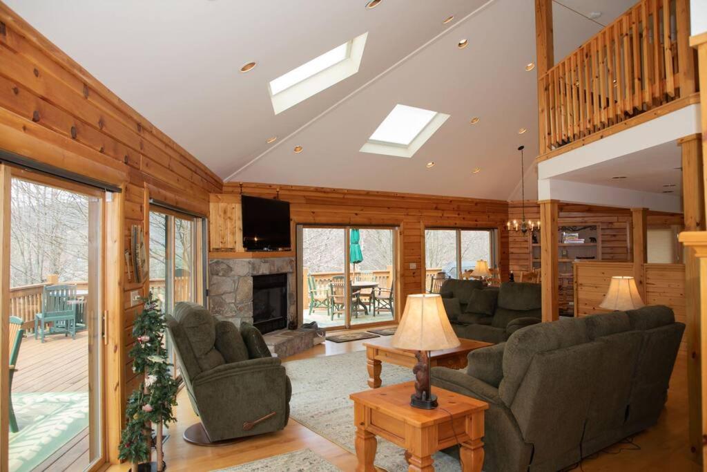 Pinnacle Paradise! Hot Tub! Dock Slip included! - Image 5