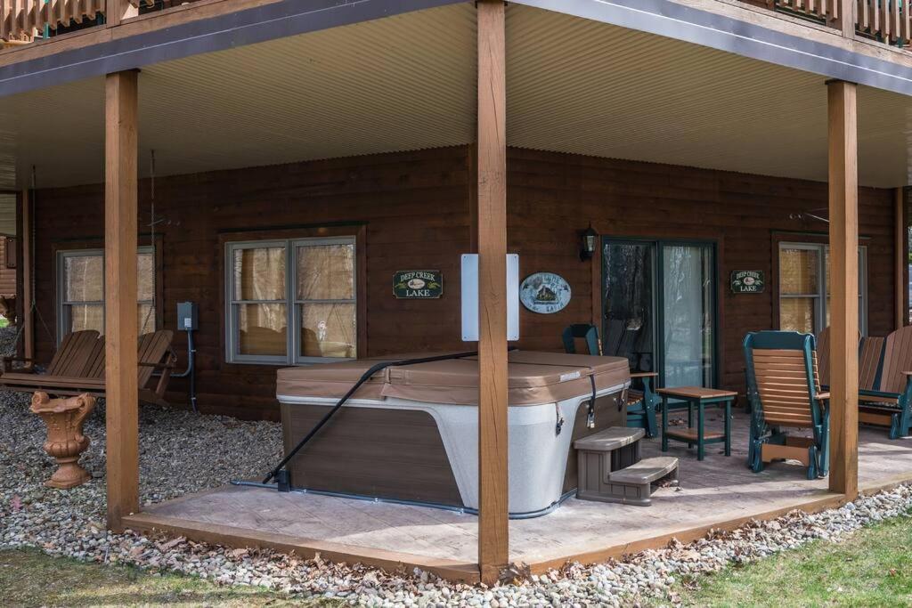 Pinnacle Paradise! Hot Tub! Dock Slip included!