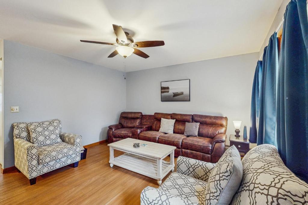 All Spruced Up - Image 6