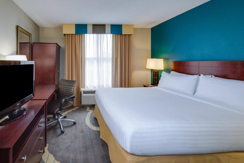 Holiday Inn Express Washington DC East- Andrews AFB by IHG - Image 5