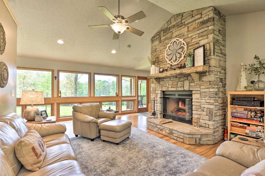 Dogs Welcome Secluded Oakland Gem with Hot Tub