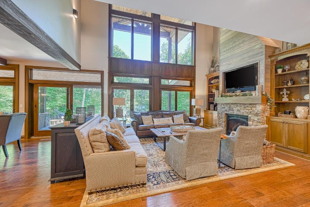 Luxury Lake - Image 5