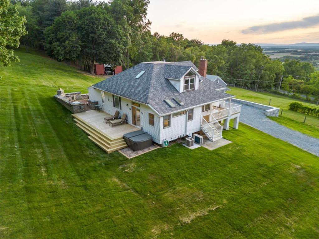 Hot Tub (Jacuzzi) - Photo 5