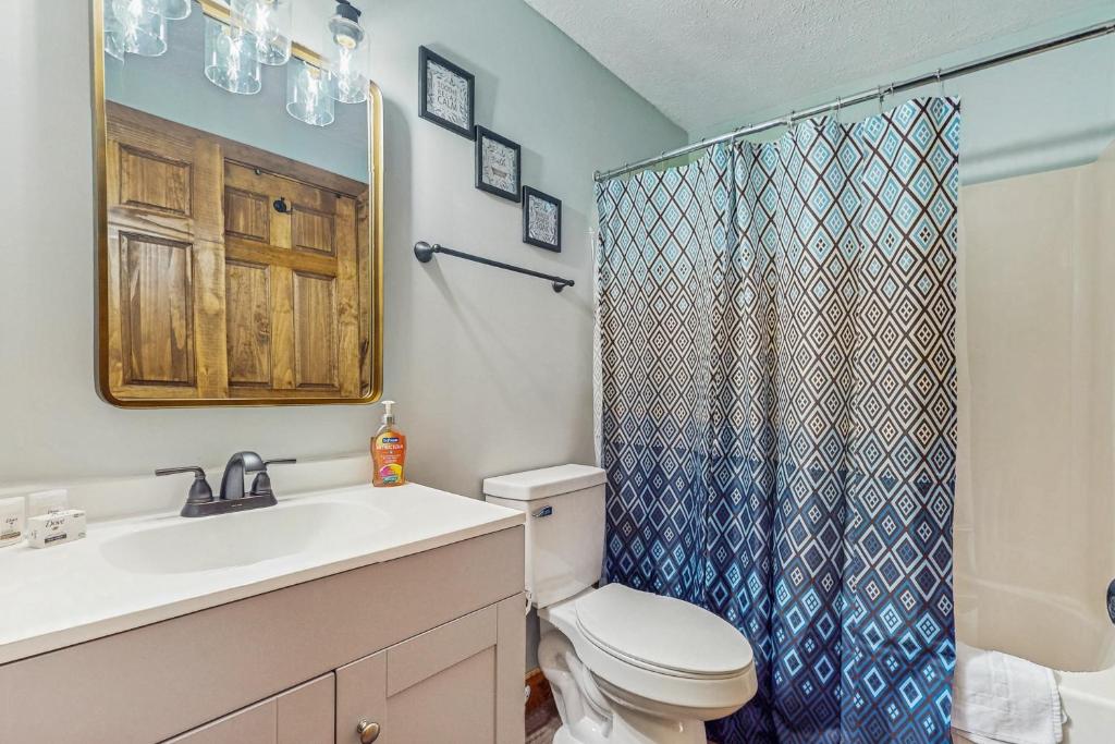 Hot Tub (Jacuzzi) - Photo 3