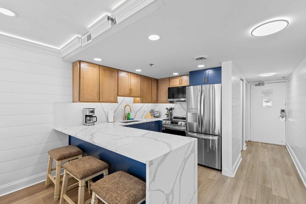 Extraordinary Oceanfront Penthouse - Unit 1211 - Image 8