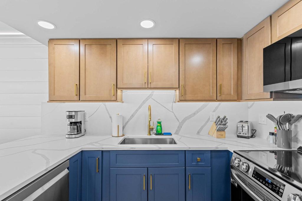 Extraordinary Oceanfront Penthouse - Unit 1211 - Image 6