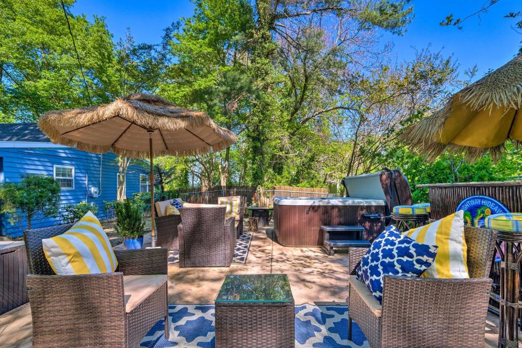 Hot Tub (Jacuzzi) - Photo 3