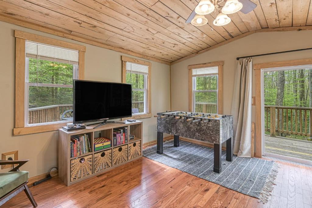 Woodsy Way Cabin - Image 5