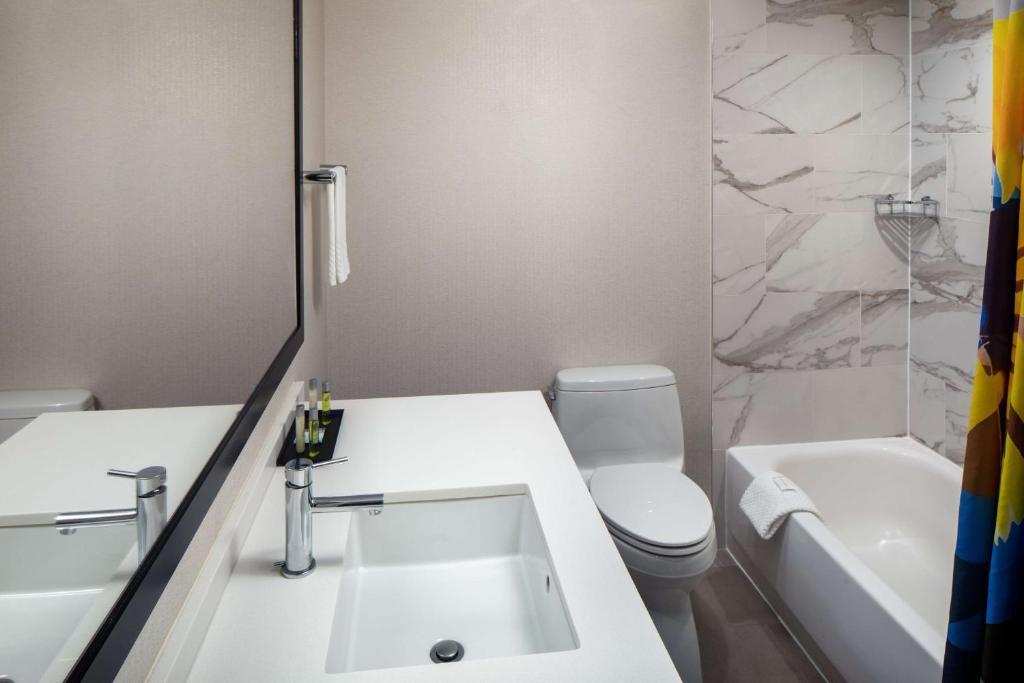 The Bethesdan Hotel, Tapestry Collection by Hilton