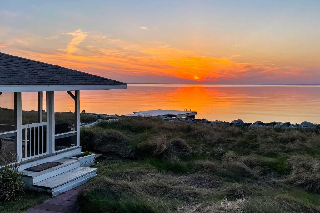 Bayfront Gem with Amazing Water Views and Pond!