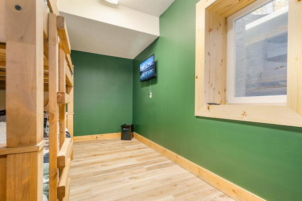 Golf Virtual Reality-Central-Water Views-Private - Image 7