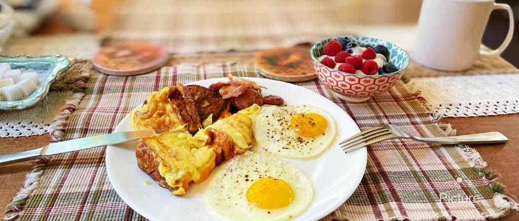 Wayside Inn Bed and Breakfast - Image 6