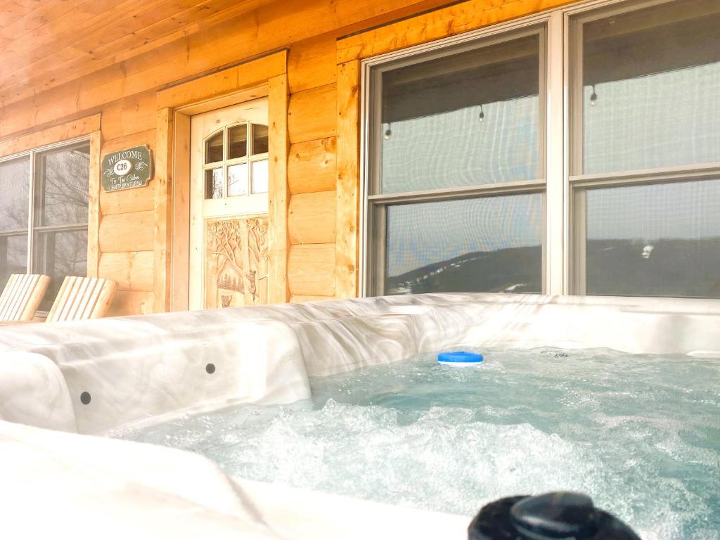 Hot Tub (Jacuzzi) - Photo 6
