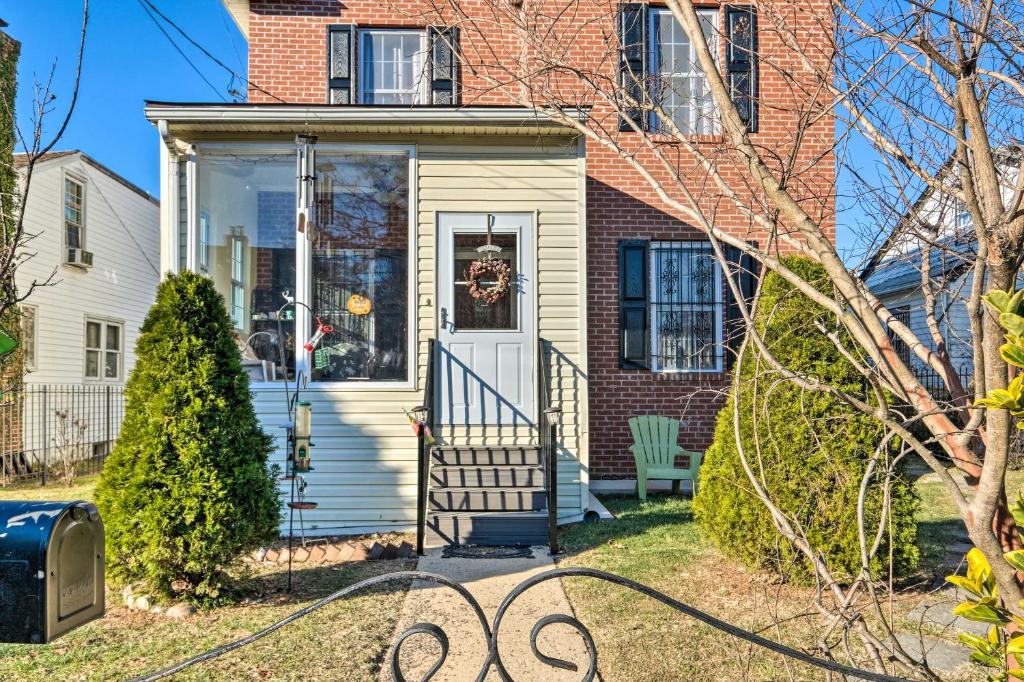 5 Mi to National Mall Home in Washington DC - Image 6