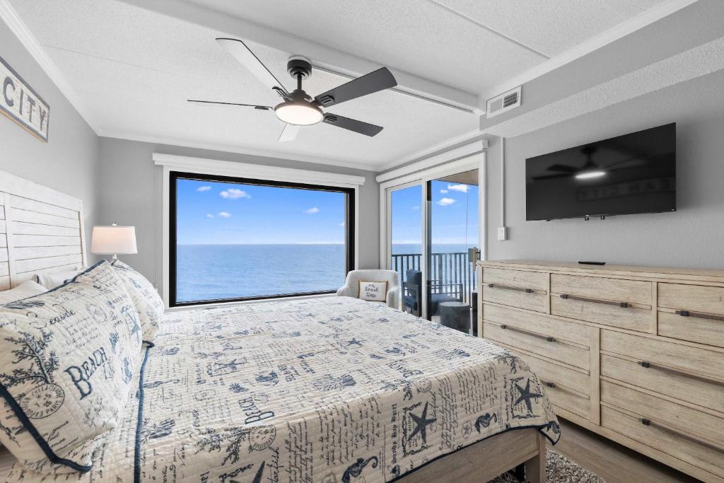 Spectacular Oceanfront Penthouse - Unit 1203 - Image 6