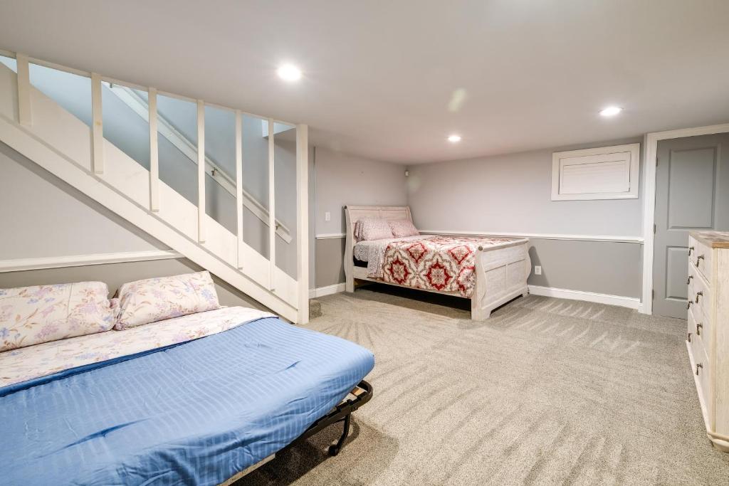 Hot Tub and Rooftop Game Room Unique Home in DC - Image 7