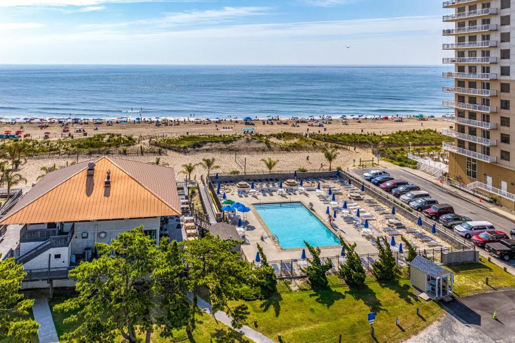 Waterfront Home with Views, Hot Tub in Ocean Pines! - Image 6