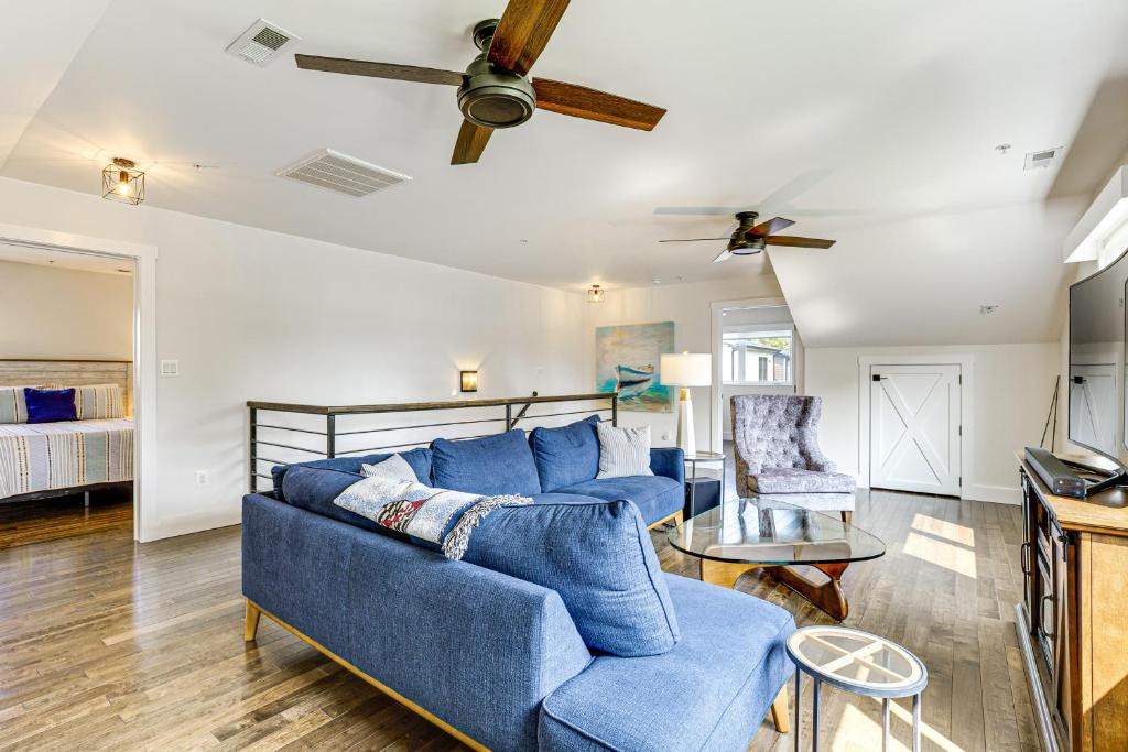 Near Solomons Island Boardwalk Home with Hot Tub! - Image 5