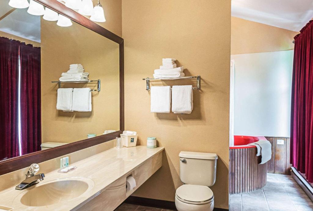 Quality Inn & Suites Frostburg-Cumberland