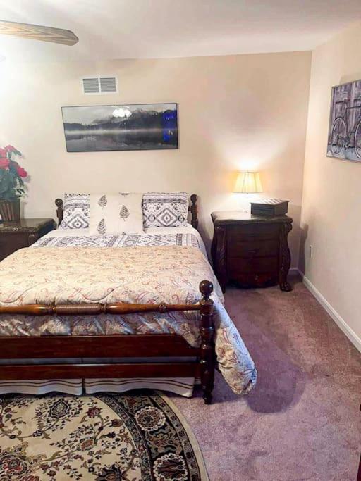 Entire Private 2 bedrooms house, nice neighborhood - Image 6