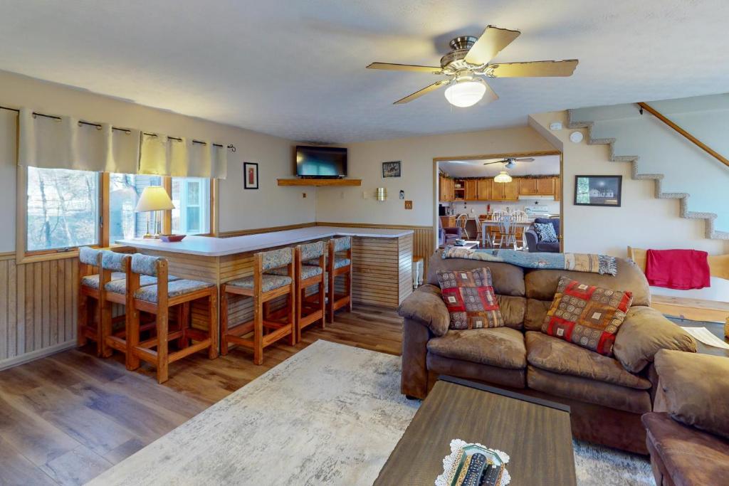 Life's A Bear - Image 5