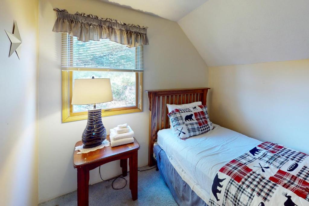 Life's A Bear - Image 7