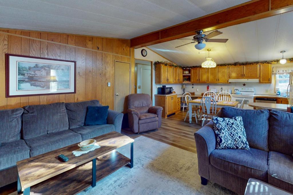 Life's A Bear - Image 4