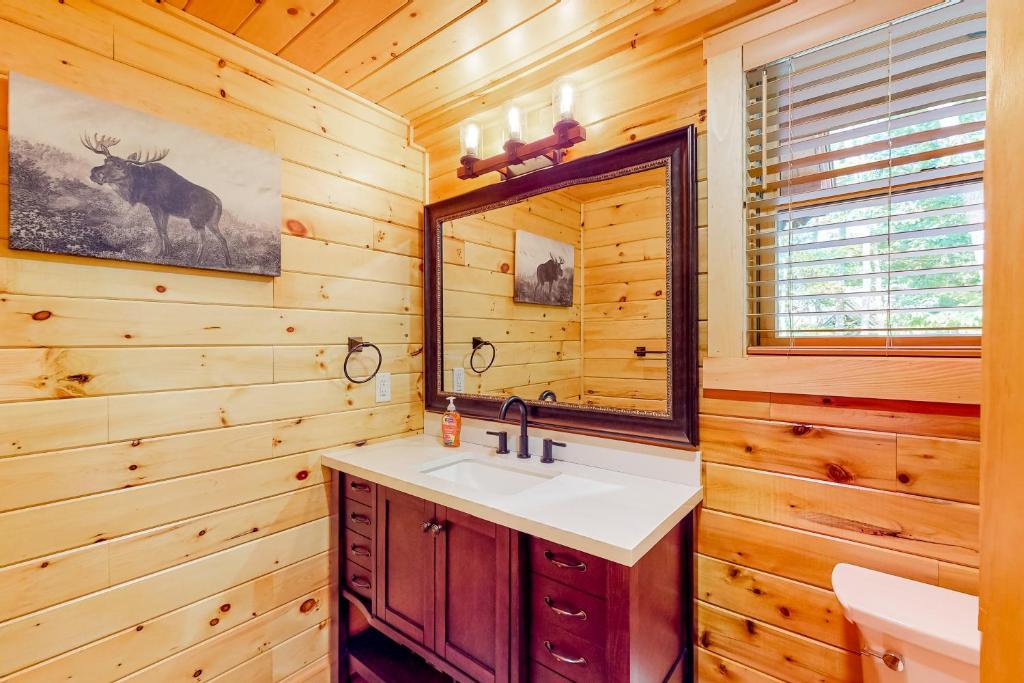 Deep Creek Mountain Retreat - Image 8