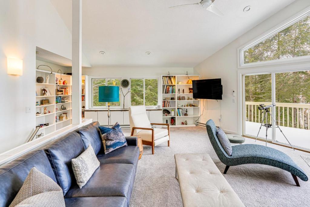 Lakefront Otis Home with Stunning Views and Boats! - Image 5