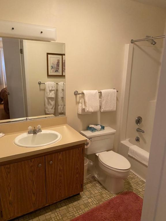 Hot Tub (Jacuzzi) - Photo 4