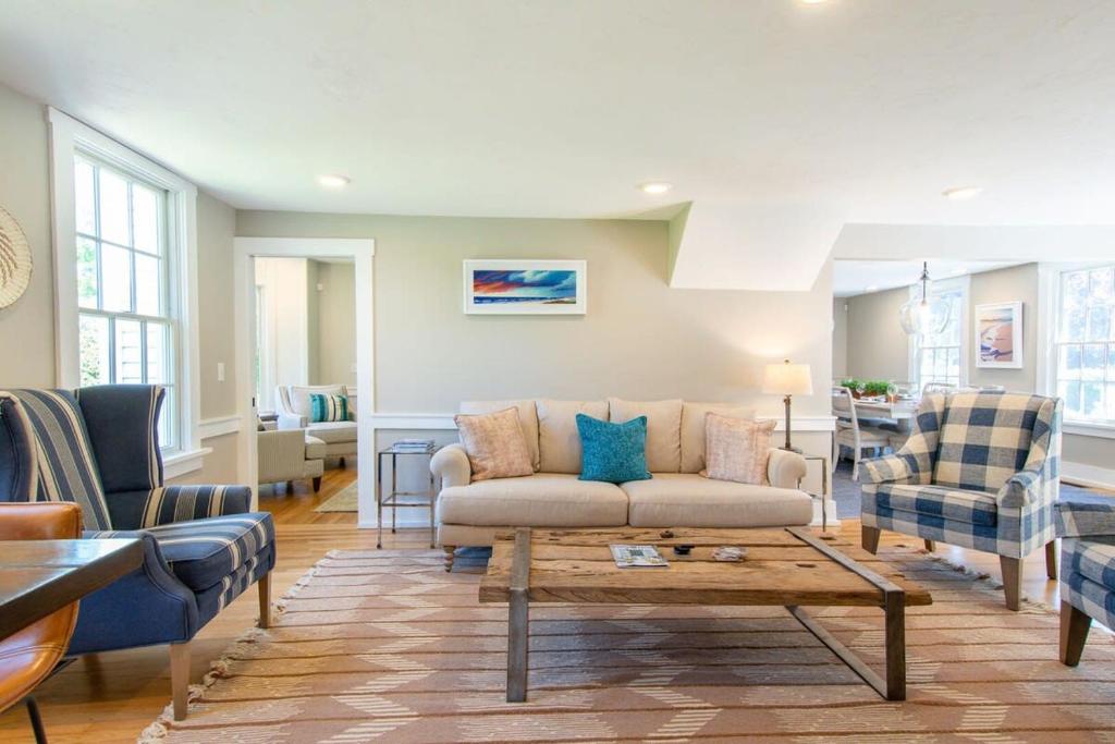 Walk to Ryder Cove Wet Bar & Hot Tub - Image 5