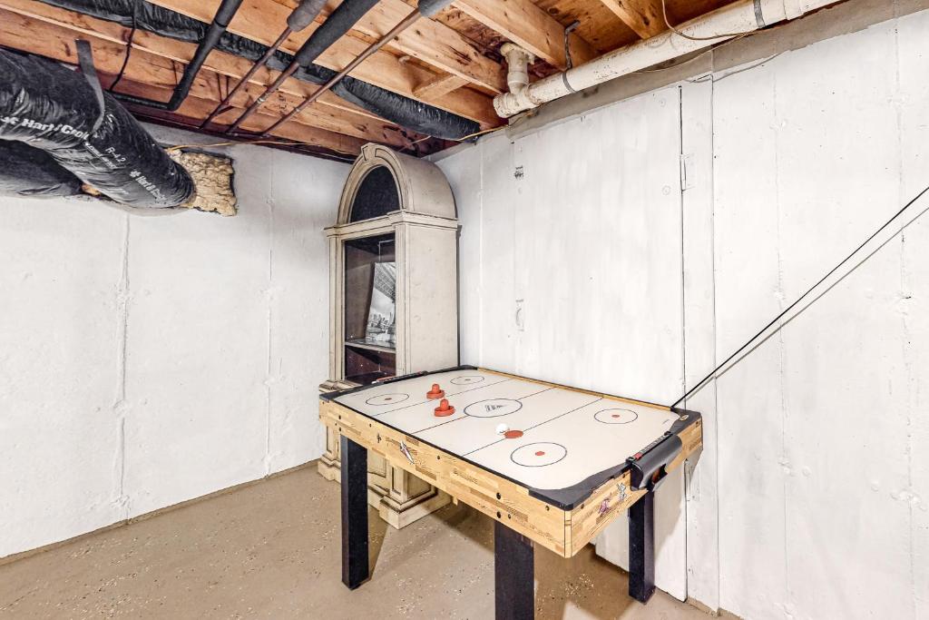 Summer on the Cape - Image 5