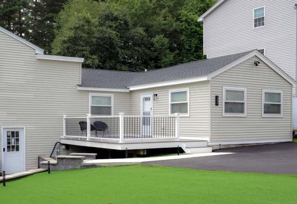 LakeAccess 4 Bed 3 Full Bath HOT TUB