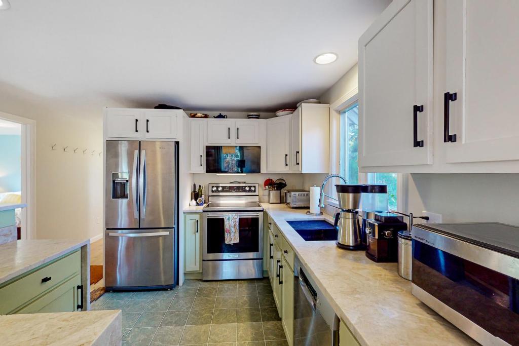 Twelve Trees - Image 4