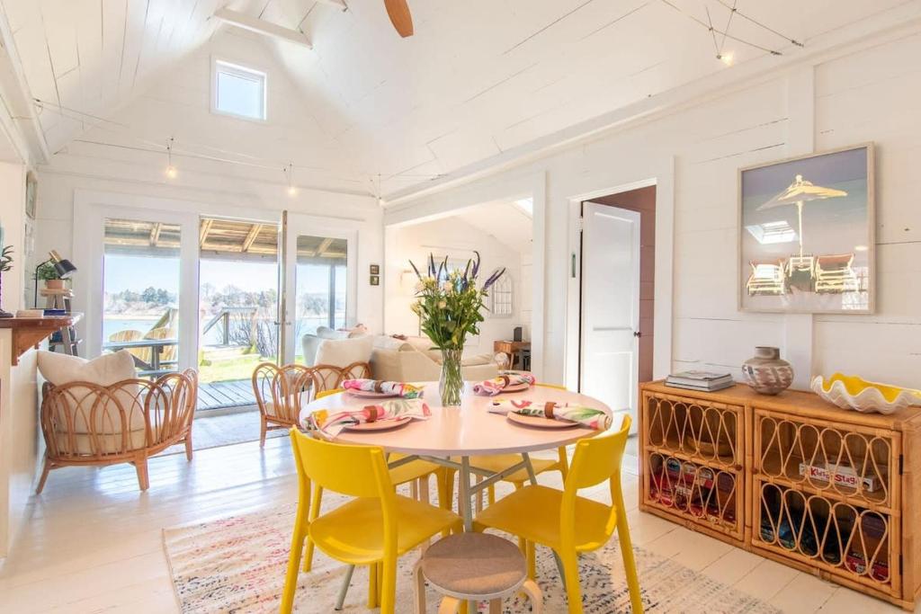 Seaside Retreat w Private Beach Landing - Image 8