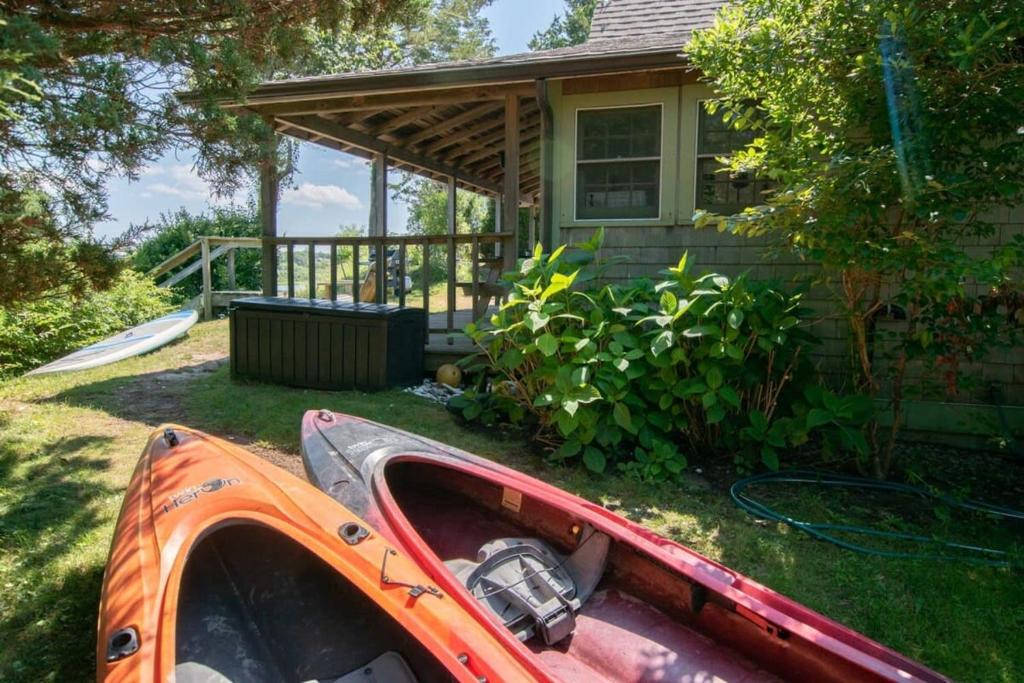 Hot Tub (Jacuzzi) - Photo 2