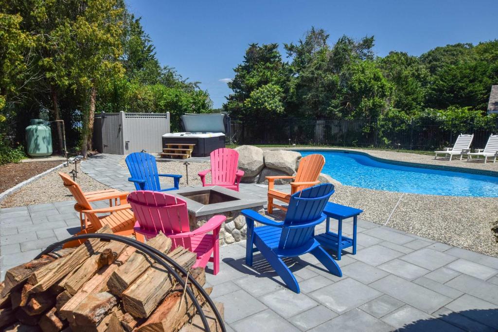 Water Views Private Pool Access to Cove