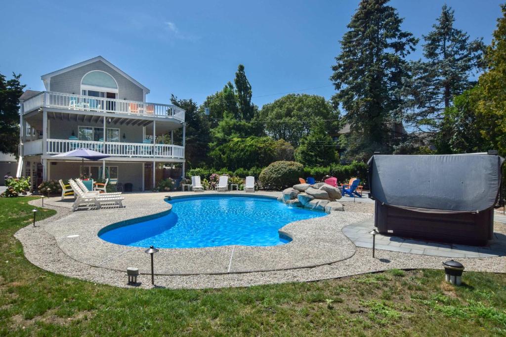 Hot Tub (Jacuzzi) - Photo 6