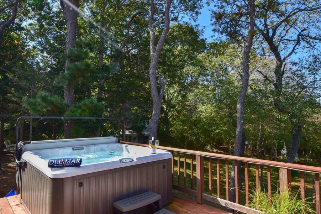 Waterfront home with Hot Tub Firepit and Game Room