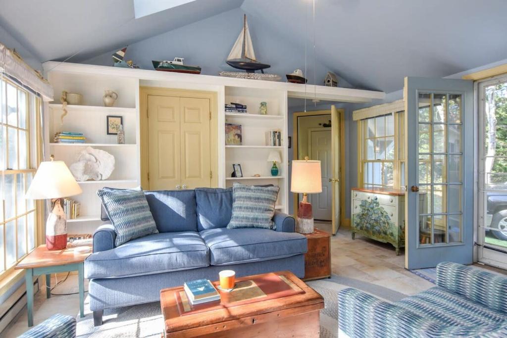 Walk to Water Hot Tub & Game Room - Image 8