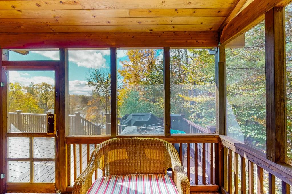 Hot Tub (Jacuzzi) - Photo 4