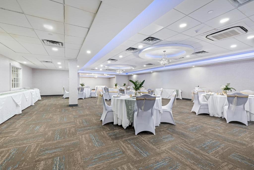 John Carver Inn & Spa - Image 8