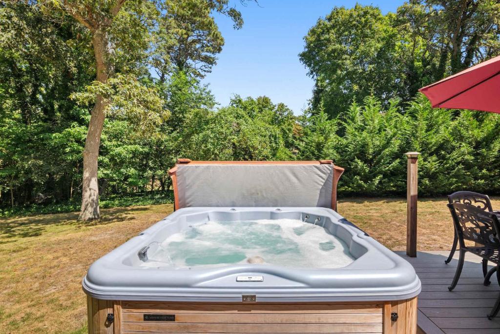 Stellar Home with Hot Tub & Movie Room