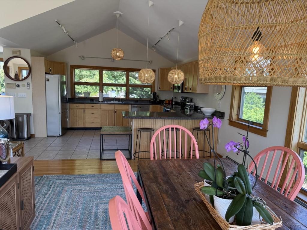 Bayberry Beach House - Image 7