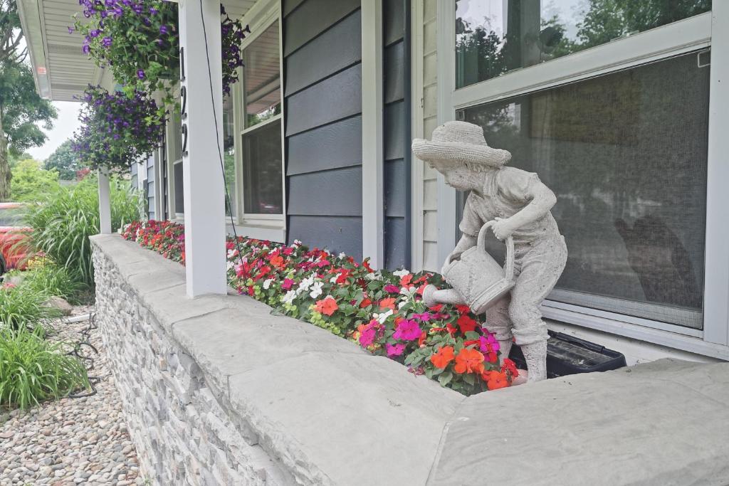 The Frankenmuth Dawdy Haus - whole house option