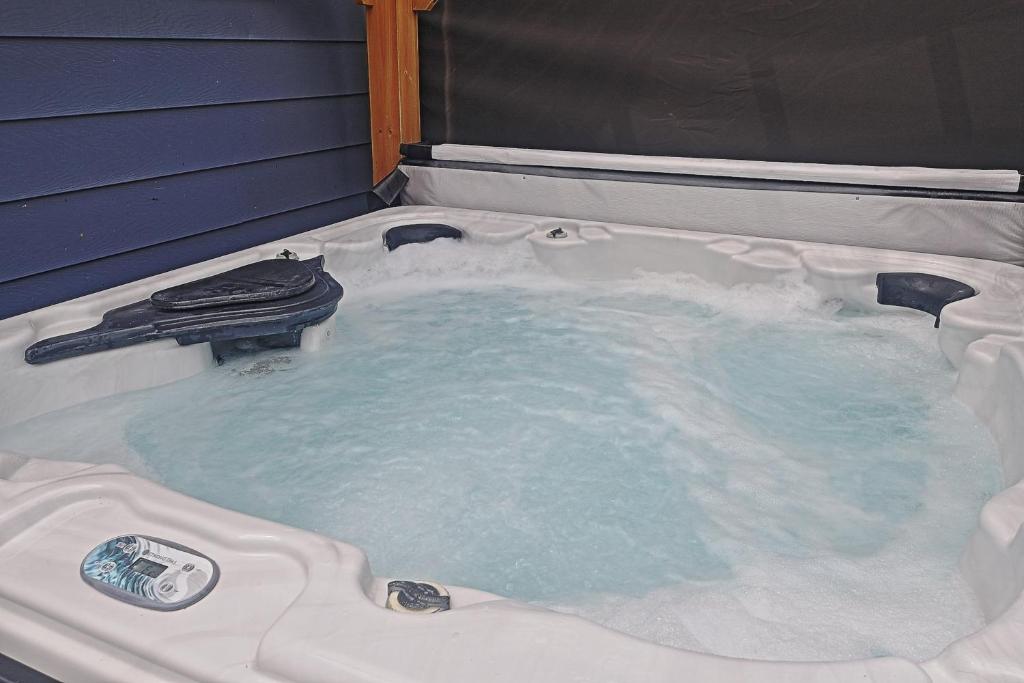 The Frankenmuth Dawdy Haus - whole house option