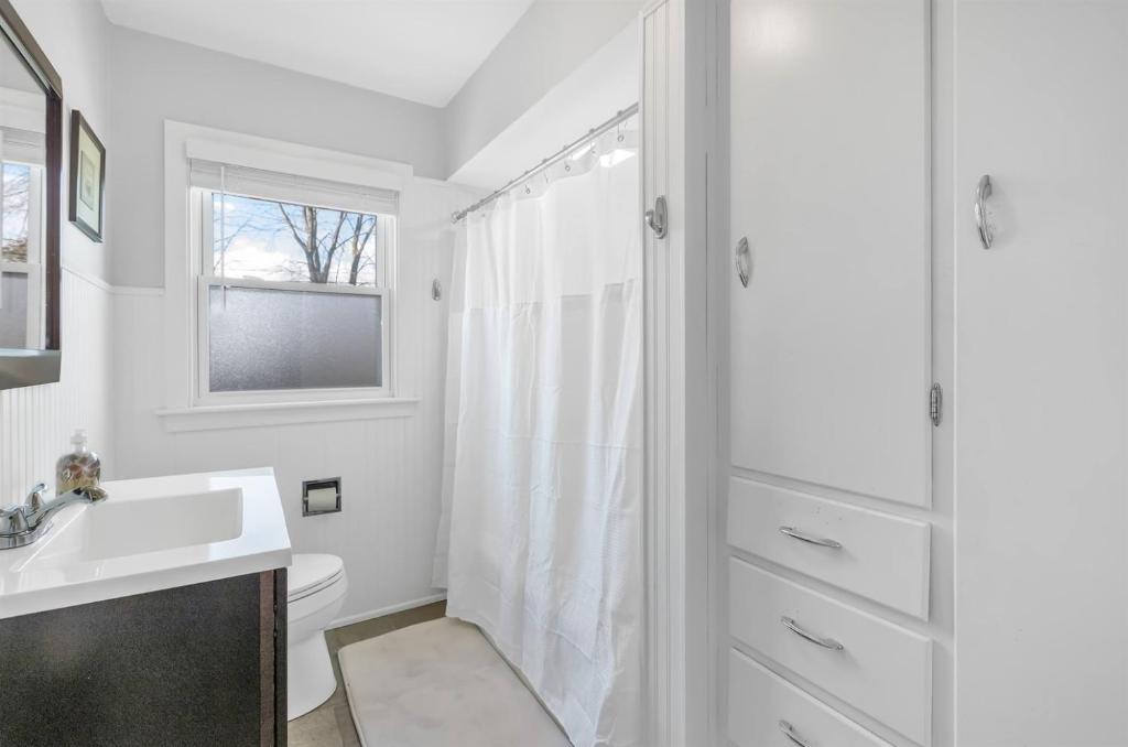 The Frankenmuth Dawdy Haus - whole house option - Image 8